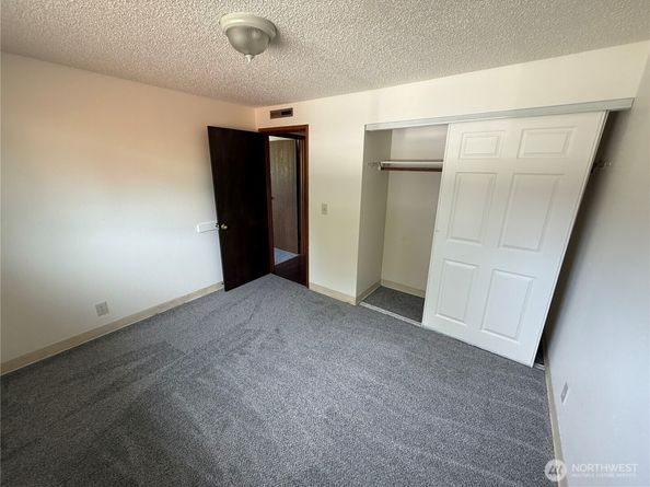 14835 42nd Avenue S, Tukwila WA 98168