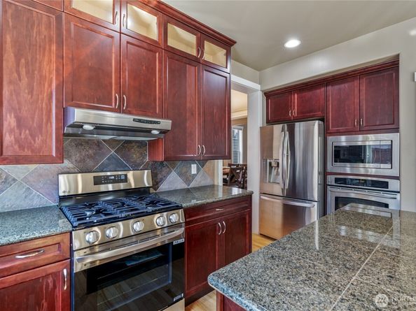 12925 SE 216th Place, Kent WA 98031