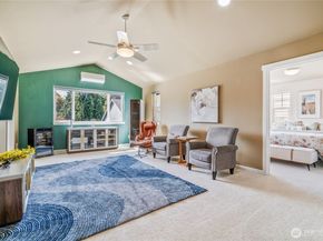 12925 SE 216th Place, Kent WA 98031