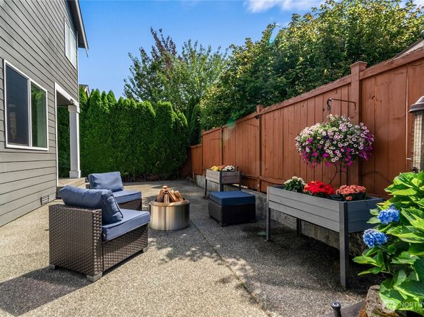 12925 SE 216th Place, Kent WA 98031