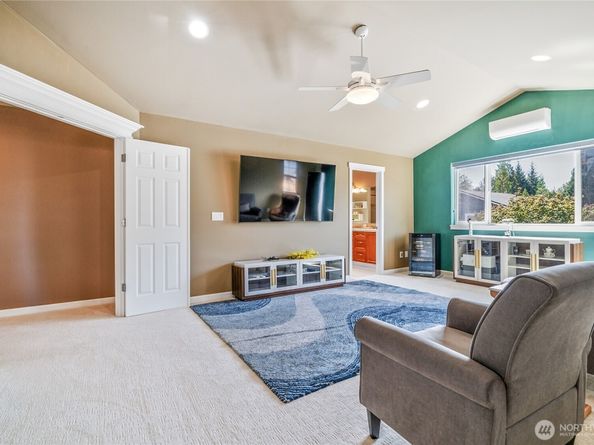 12925 SE 216th Place, Kent WA 98031