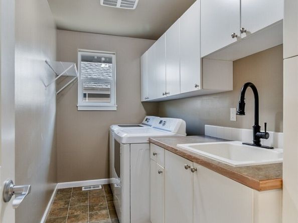 12925 SE 216th Place, Kent WA 98031