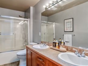12925 SE 216th Place, Kent WA 98031