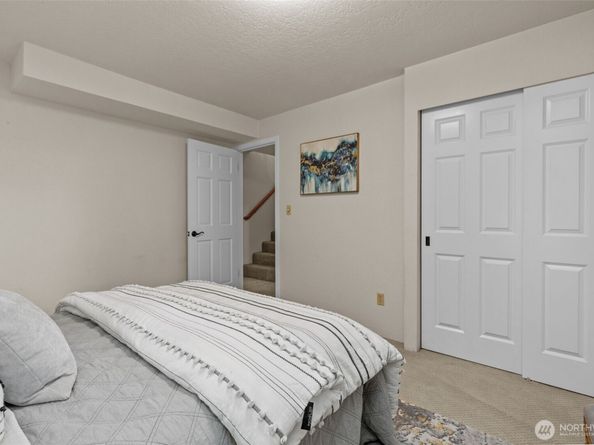 18722 64th Lane NE, Kenmore WA 98028