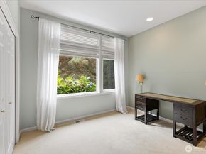 11536 W Oakmont Drive, Mukilteo WA 98275