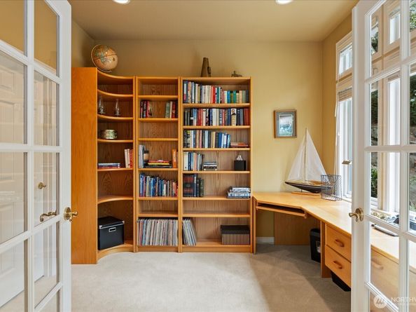 11536 W Oakmont Drive, Mukilteo WA 98275