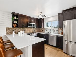 8127 212th Street SW 4, Edmonds WA 98026