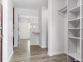 5029 84th Street SW 109, Mukilteo WA 98275
