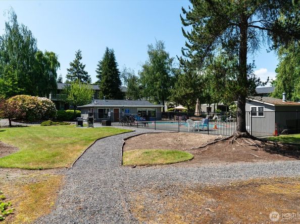 5029 84th Street SW 109, Mukilteo WA 98275