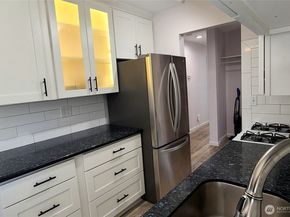 5029 84th Street SW 109, Mukilteo WA 98275