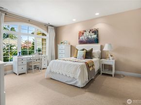 13851 NE 1st Place, Bellevue WA 98005