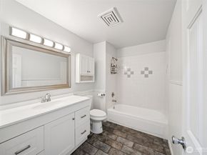 3726 S 251st Place, Kent WA 98032