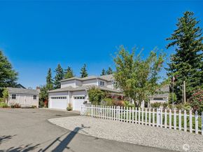3726 S 251st Place, Kent WA 98032