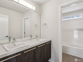 10125 21st Street SE, Lake Stevens WA 98258