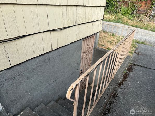 1709 S Juneau Street, Seattle WA 98108