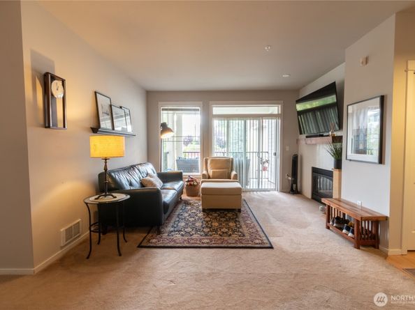 15026 40th Avenue W 2401, Lynnwood WA 98087