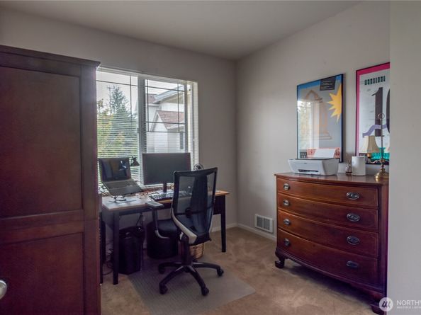 15026 40th Avenue W 2401, Lynnwood WA 98087