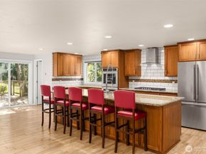 17304 Sr 9 SE, Snohomish WA 98296