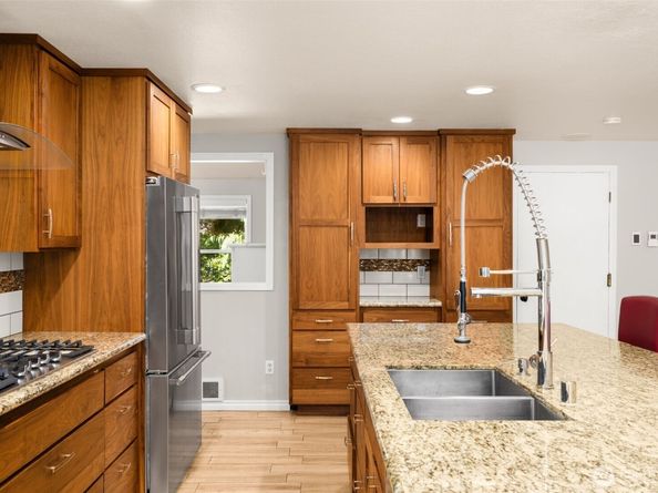 17304 Sr 9 SE, Snohomish WA 98296