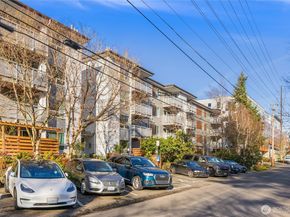 10501 8th Avenue NE 322, Seattle WA 98125