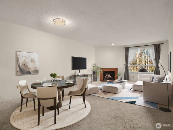 10501 8th Avenue NE 322, Seattle WA 98125