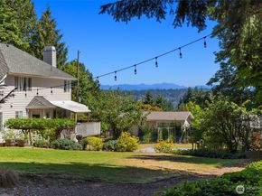 13941 NE 85th Street, Redmond WA 98052