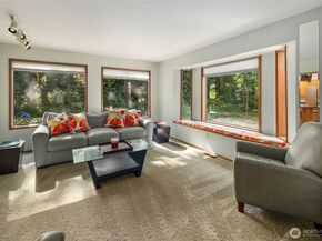 13941 NE 85th Street, Redmond WA 98052