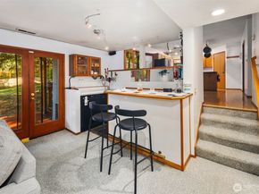 13941 NE 85th Street, Redmond WA 98052