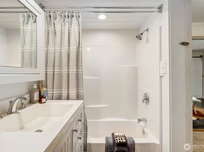 33512 SE 126th Street, Issaquah WA 98027