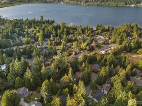 17613 NE 31st Place, Redmond WA 98052