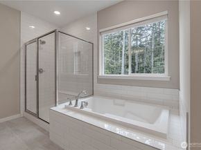 4500 Explorer Ave, Port Orchard WA 98367
