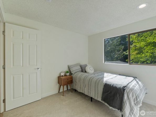 15217 48th Avenue W, Edmonds WA 98026
