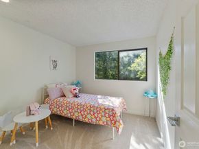 15217 48th Avenue W, Edmonds WA 98026