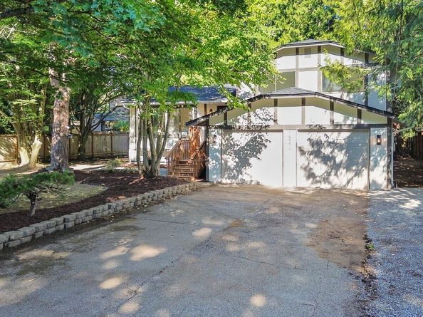 15217 48th Avenue W, Edmonds WA 98026
