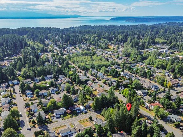 15217 48th Avenue W, Edmonds WA 98026