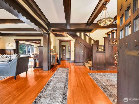 312 Avenue D, Snohomish WA 98290