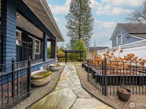 312 Avenue D, Snohomish WA 98290