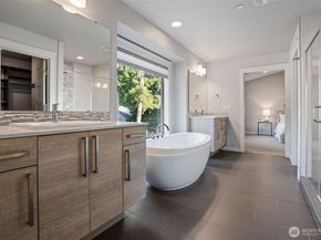 35228 S 44th Avenue, Auburn WA 98001