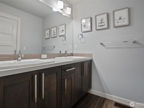 35228 S 44th Avenue, Auburn WA 98001