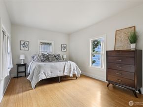 4437 46th Avenue SW, Seattle WA 98116