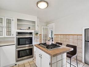 4437 46th Avenue SW, Seattle WA 98116