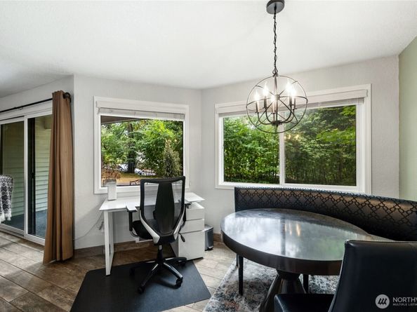 830 Kirkland Way 103, Kirkland WA 98033