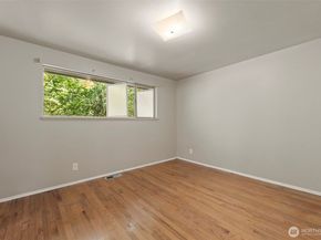 5318 128th Avenue SE, Bellevue WA 98006