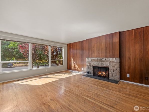 5318 128th Avenue SE, Bellevue WA 98006