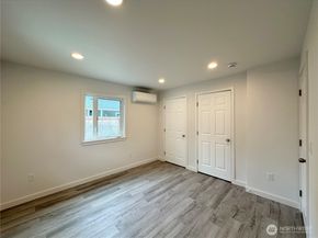 1743 SE Crawford Road, Port Orchard WA 98366