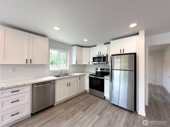 1743 SE Crawford Road, Port Orchard WA 98366