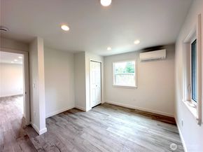 1743 SE Crawford Road, Port Orchard WA 98366
