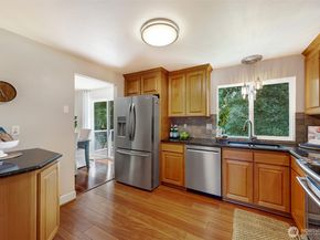 18109 56th Avenue W, Lynnwood WA 98037