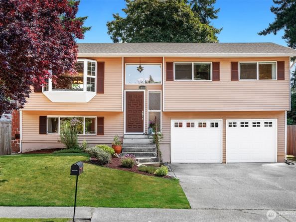 18109 56th Avenue W, Lynnwood WA 98037