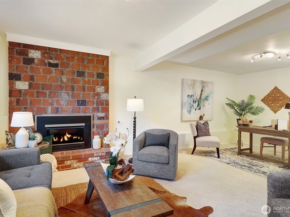 18109 56th Avenue W, Lynnwood WA 98037